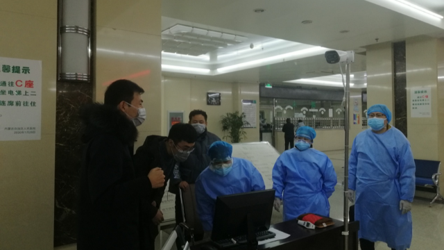 熱成像人臉識別測溫儀減輕人流高聚集地測溫壓力，輔助醫(yī)院防疫排查